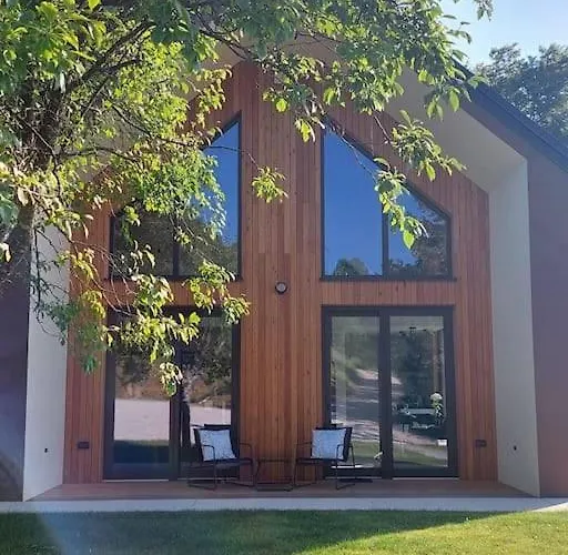 Herbalija Amalija - In The Embrace Of Wellbeing * Podčetrtek